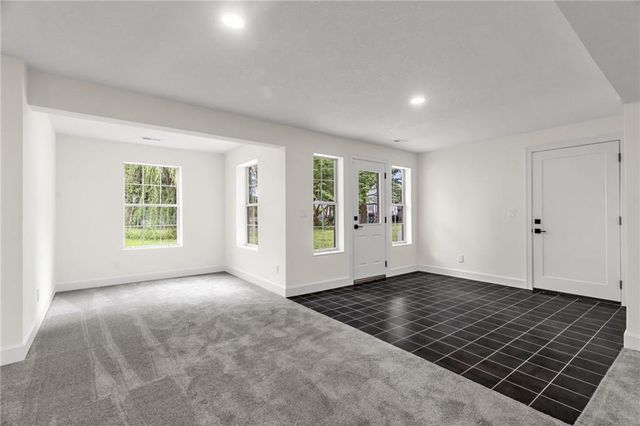 701 Horseshoe Drive, Pleasant Hill, MO 64080