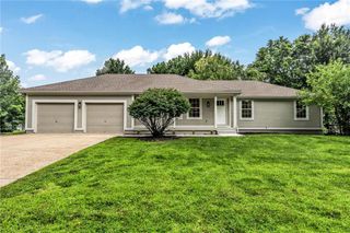 701 Horseshoe Drive, Pleasant Hill, MO 64080