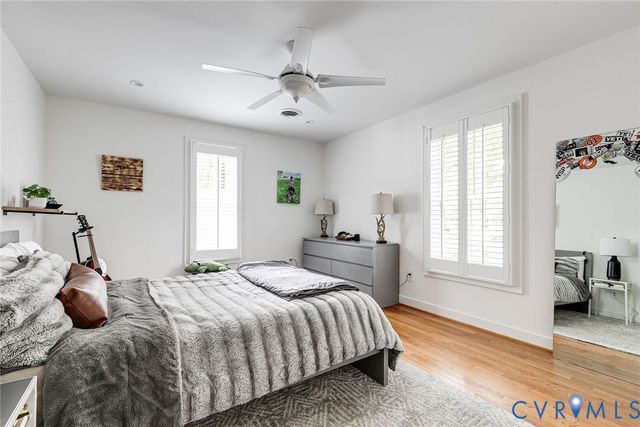 9804 Kingsbridge Rd, Henrico, VA 23238