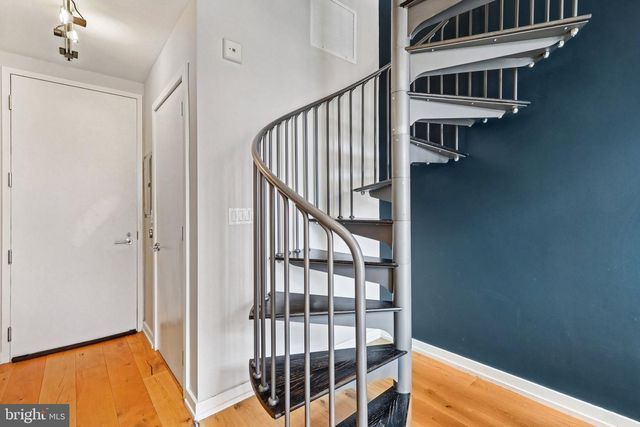 1515 15TH ST NW #406, Washington, DC 20005