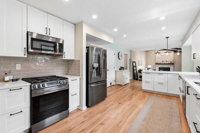 8888 Chateau Drive NW, Pickerington, OH 43147