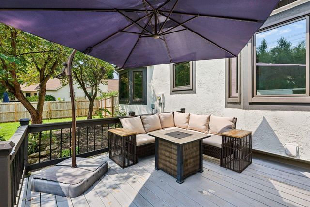 8888 Chateau Drive NW, Pickerington, OH 43147