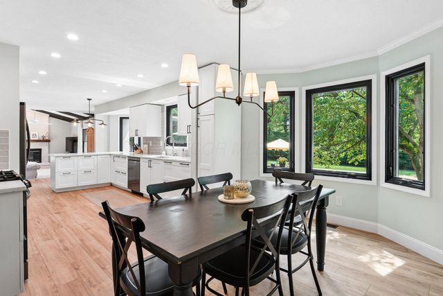 8888 Chateau Drive NW, Pickerington, OH 43147