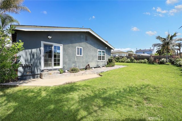 334 E Juanita Avenue, San Dimas, CA 91773