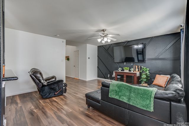 5619 RED CYN, San Antonio, TX 78252
