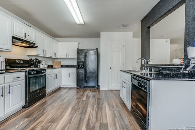 5619 RED CYN, San Antonio, TX 78252