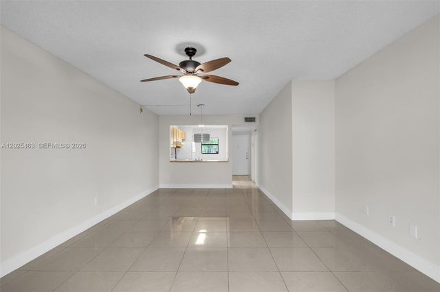 841 NE 207th Ln 3-201, Miami, FL 33179