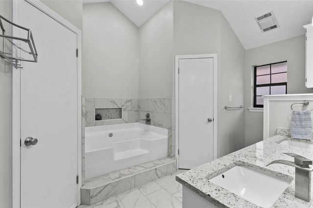 9319 Lytham Drive, Shreveport, LA 71129