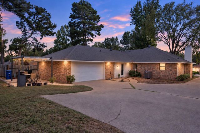9319 Lytham Drive, Shreveport, LA 71129