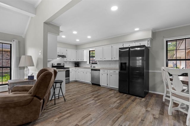 9319 Lytham Drive, Shreveport, LA 71129