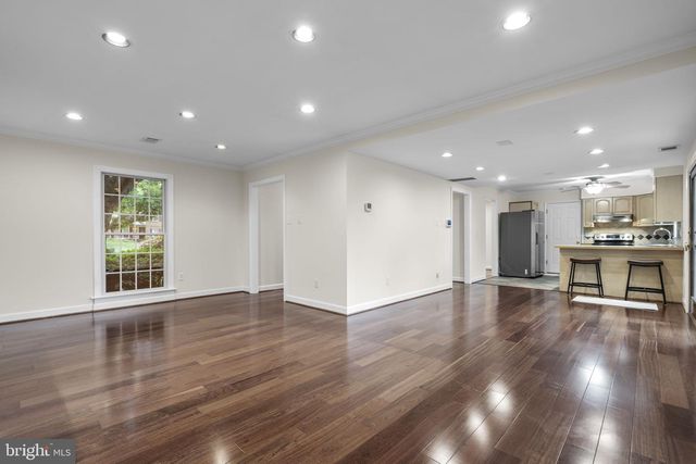 12754 KINSHIP DR, Herndon, VA 20171