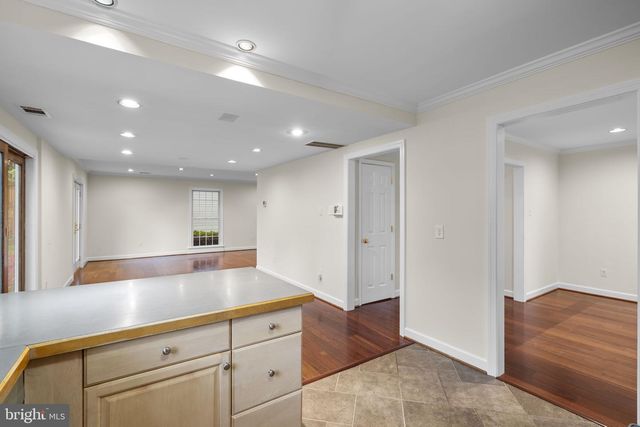 12754 KINSHIP DR, Herndon, VA 20171