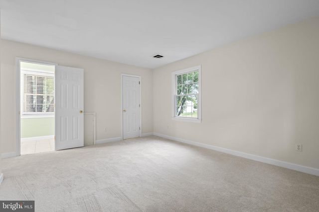 12754 KINSHIP DR, Herndon, VA 20171
