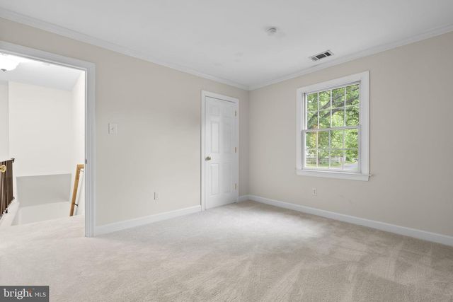 12754 KINSHIP DR, Herndon, VA 20171