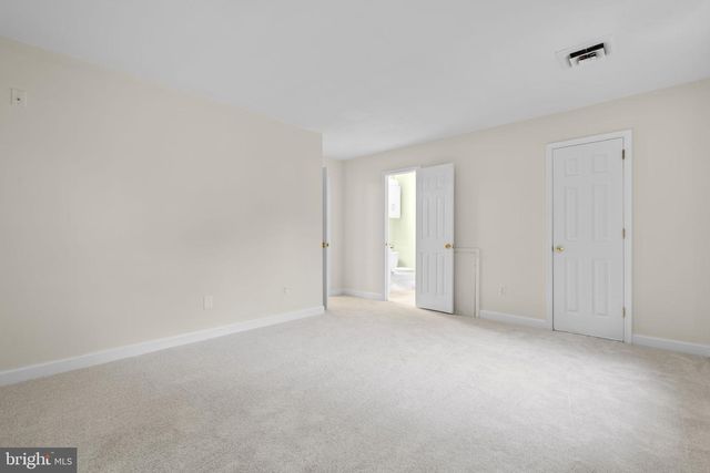 12754 KINSHIP DR, Herndon, VA 20171