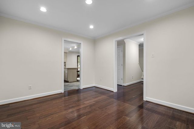 12754 KINSHIP DR, Herndon, VA 20171