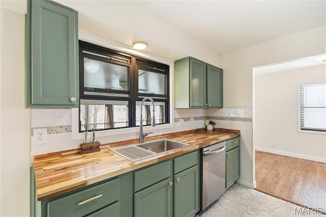 733 Forman Road, St Louis, MO 63123