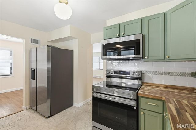 733 Forman Road, St Louis, MO 63123