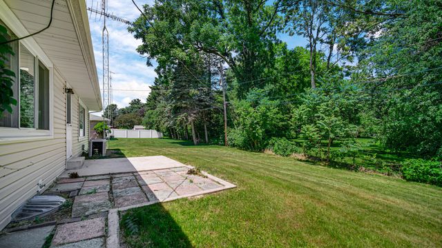 603 W 13th Street, La Porte, IN 46350