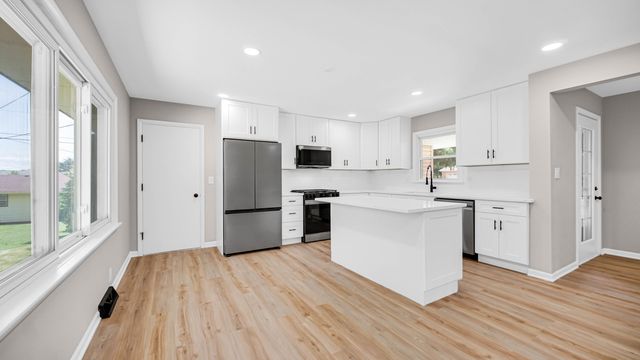 603 W 13th Street, La Porte, IN 46350