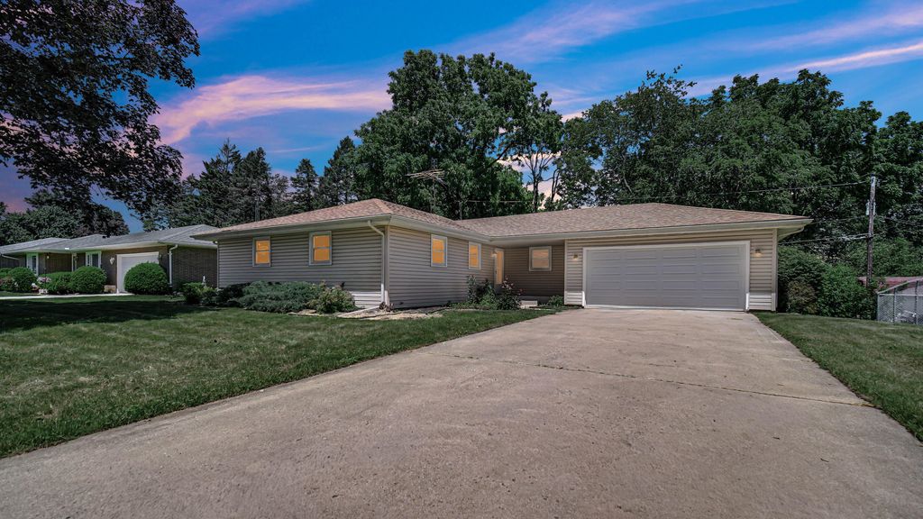 603 W 13th Street, La Porte, IN 46350