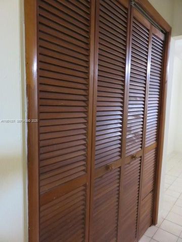 2820 SW 16th Ter EFF, Miami, FL 33145