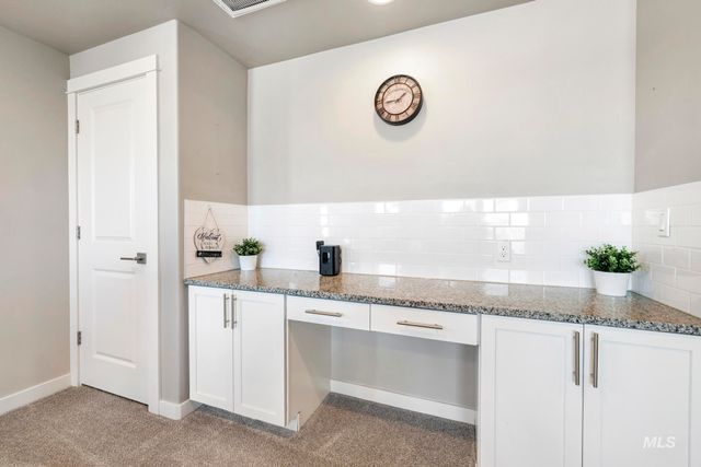 2786 Whitebark Ln, Twin Falls, ID 83301