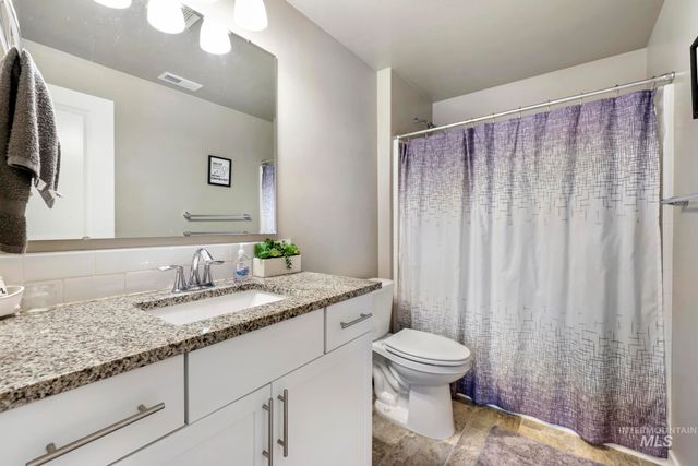 2786 Whitebark Ln, Twin Falls, ID 83301