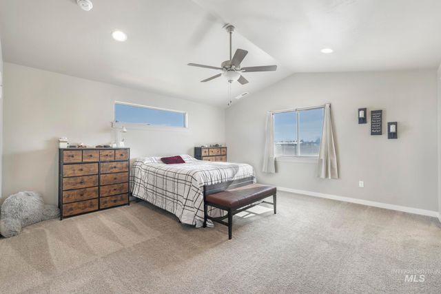 2786 Whitebark Ln, Twin Falls, ID 83301