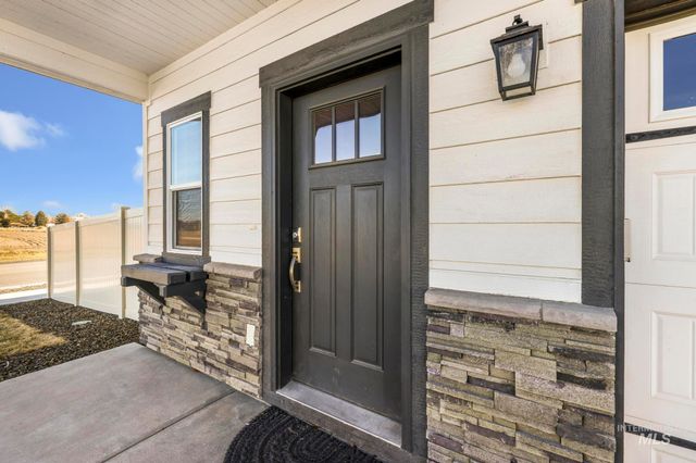 2786 Whitebark Ln, Twin Falls, ID 83301