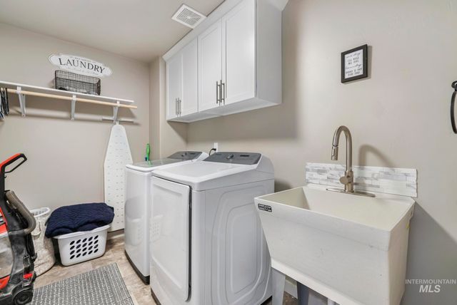 2786 Whitebark Ln, Twin Falls, ID 83301