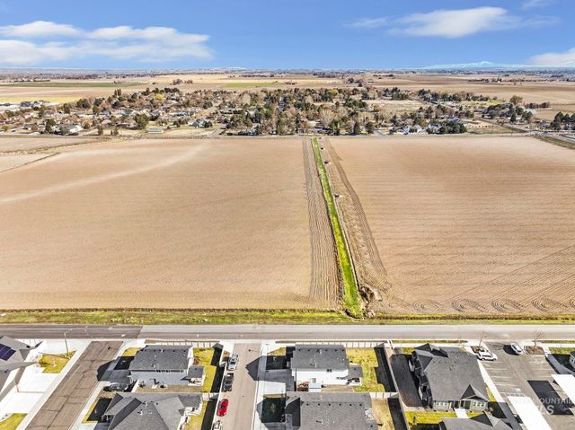 2786 Whitebark Ln, Twin Falls, ID 83301