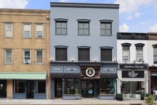 14 W Front Street, 3R, Red Bank, NJ 07701