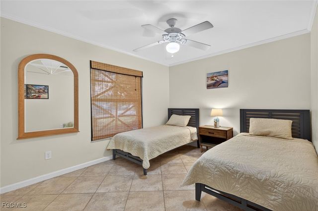 1224 NE 4th PL, Cape Coral, FL 33909