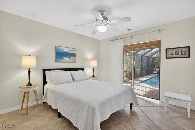 1224 NE 4th PL, Cape Coral, FL 33909