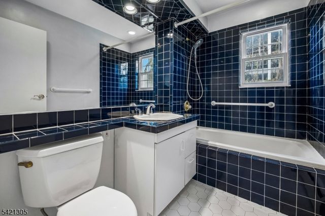 320 South Street K, Morristown Town, NJ 07960