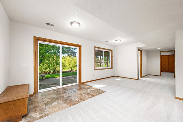 8350 169th Street W, Lakeville, MN 55044