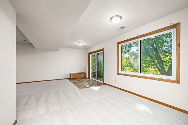 8350 169th Street W, Lakeville, MN 55044