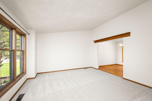8350 169th Street W, Lakeville, MN 55044