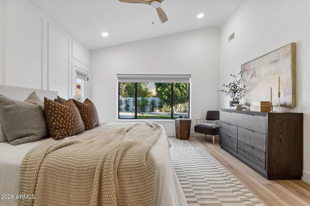 10737 E TERRA Drive, Scottsdale, AZ 85258