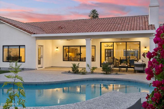 10737 E TERRA Drive, Scottsdale, AZ 85258