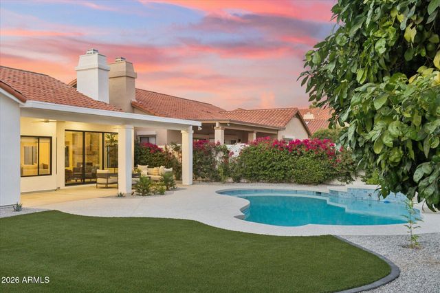 10737 E TERRA Drive, Scottsdale, AZ 85258