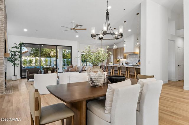 10737 E TERRA Drive, Scottsdale, AZ 85258