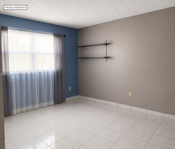 15619 SW 73rd Cir Terrace 109, Miami, FL 33193