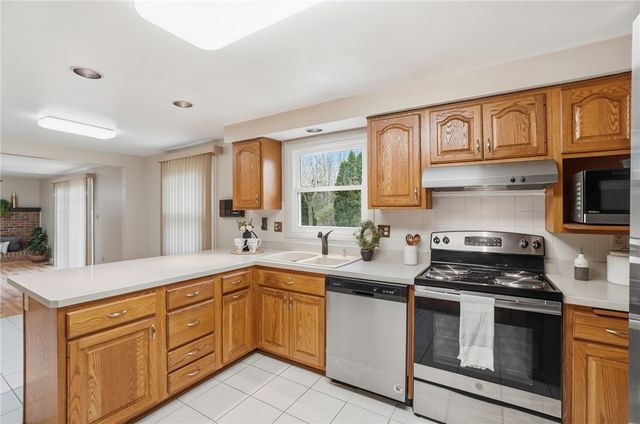 6650 Ranch Hill Drive, Clayton, OH 45415