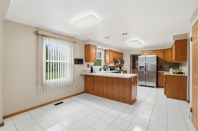 6650 Ranch Hill Drive, Clayton, OH 45415