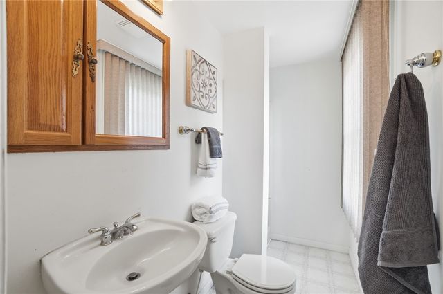 6650 Ranch Hill Drive, Clayton, OH 45415