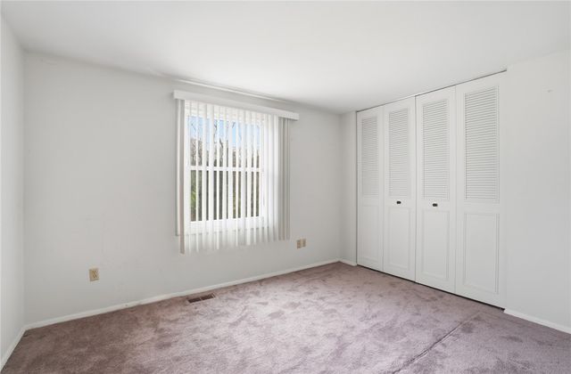6650 Ranch Hill Drive, Clayton, OH 45415