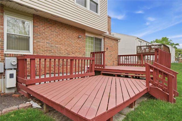 6650 Ranch Hill Drive, Clayton, OH 45415