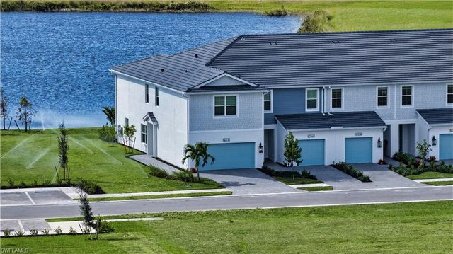 5034 Draco CIR, Naples, FL 34120